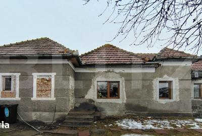 Casă cu 3 camere cu Teren 1358 Mp în Apahida - 2