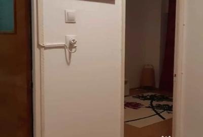 Garsonieră decomandată în Nerva Traian
