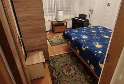 Apartament cu 2 camere decomandat în Micro 6 - 5