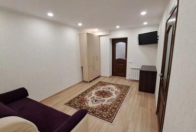 Apartament cu 2 camere decomandat în 1 Mai