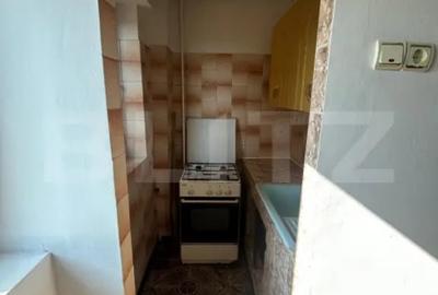 Apartament cu 3 camere decomandat în Micro 11 - 1