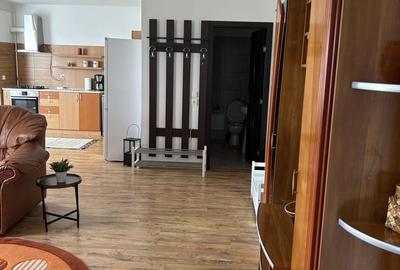 Apartament cu 2 camere decomandat în Central - 1