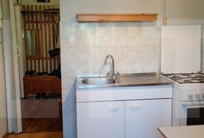 Apartament cu 3 camere decomandat în Lenin