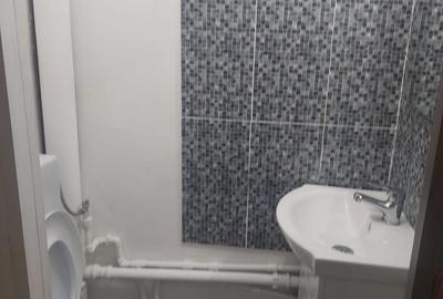 Apartament cu 3 camere decomandat în Titan - 14