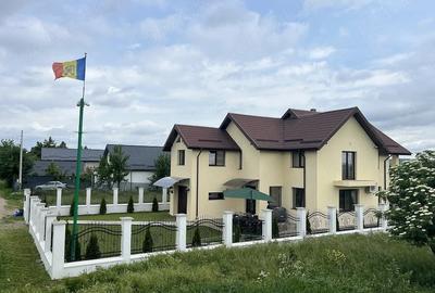 Casă cu Teren 600 Mp în Central - 17