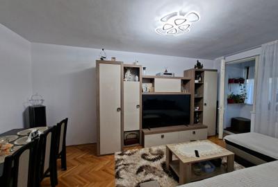 Apartament cu 3 camere în Central - 1