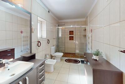 Casă individuală cu 6 camere cu Canalizare în Hărman - 9