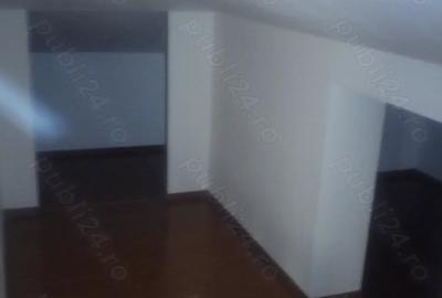 Apartament cu 3 camere decomandat în Central - 1
