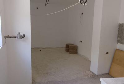 Casă cu 4 camere cu Teren 174 Mp în Călărași - 1