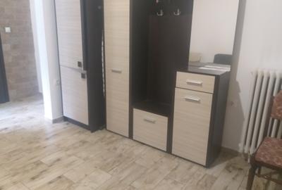 Garsonieră decomandată, mobilată în Universitate - 3