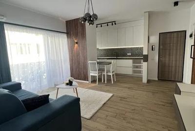 Apartament cu 2 camere semidecomandat, mobilat în Aradului