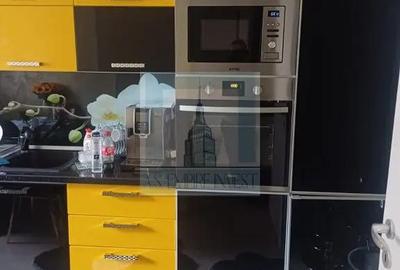 Apartament cu 3 camere decomandat, mobilat în Noua - 1