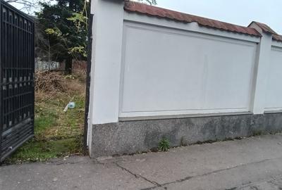 Teren de 1000 mp, în Andronache