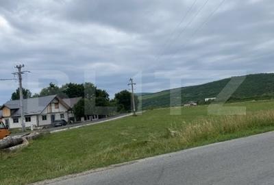 Teren de 2000 mp, în Central