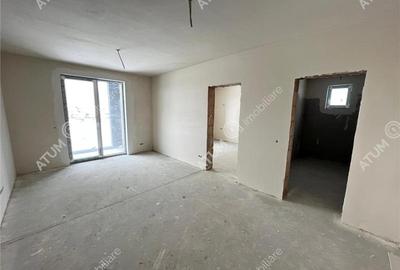 Apartament cu 3 camere decomandat în Central - 1
