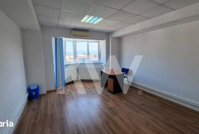 Spațiu comercial, de 20 mp, în Centrul Civic
