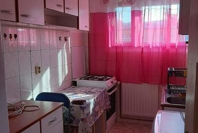 Apartament cu 2 camere semidecomandat în Astra