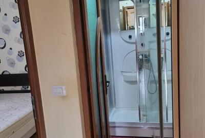Apartament cu 3 camere decomandat în Păcurari