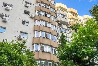 Garsonieră decomandată în Decebal