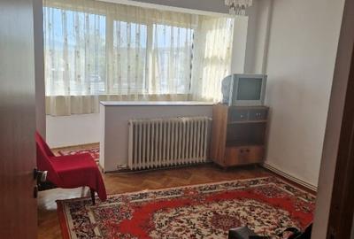 Apartament cu 2 camere decomandat, mobilat în Gojdu