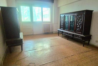 Apartament cu 3 camere semidecomandat în Lacul Tei - 3
