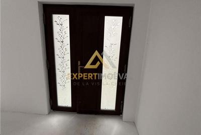 Casă cu Teren 2100 Mp în Central - 4