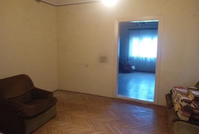 Casă individuală cu 3 camere cu Canalizare în Unirii - 5