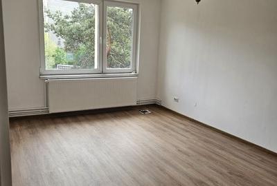 Apartament cu 2 camere semidecomandat în Drumul Carului - 1