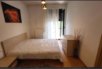 Apartament cu 3 camere semidecomandat în Exterior Vest