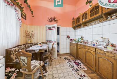 Casă individuală cu 6 camere cu Teren 2712 Mp în Central - 18