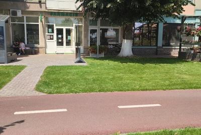 Spațiu comercial, de 68 mp, în Central - 5