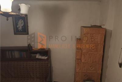 Casă cu 4 camere decomandat în Strezeni - 7