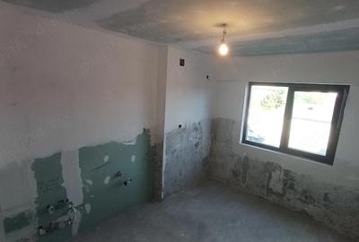 Apartament cu 4 camere decomandat în Central - 5