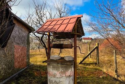 Teren de 2000 mp, în Roșia