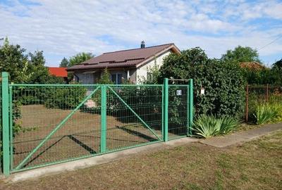 Casă cu Teren 1562 Mp în Mironești
