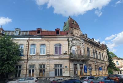 Apartament cu 2 camere, mobilat în Națiunile Unite - 1