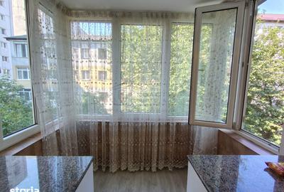 Apartament cu 3 camere în George Enescu