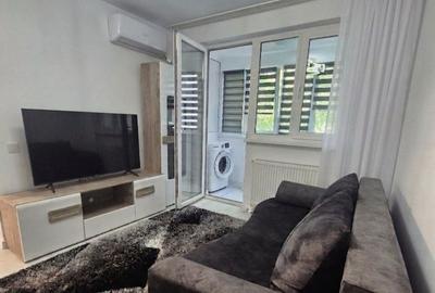 Apartament cu 2 camere semidecomandat în Hipodrom