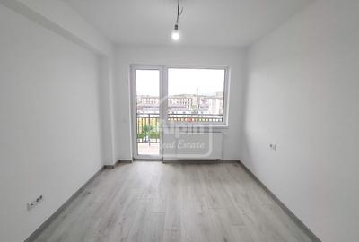 Apartament cu 2 camere decomandat în Tractorul - 9