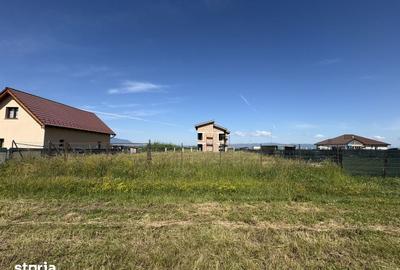 Teren de 664 mp, în Bod - 4
