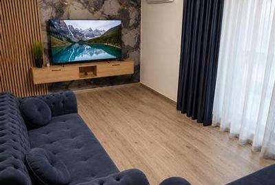 Apartament cu 2 camere decomandat, mobilat în Tractorul