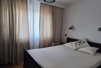 Apartament cu 2 camere decomandat, mobilat în Central