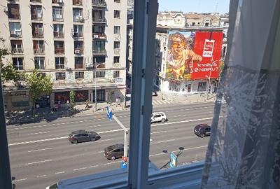 Garsonieră decomandată în P-ța Romană