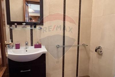 Apartament cu 3 camere în Central - 6
