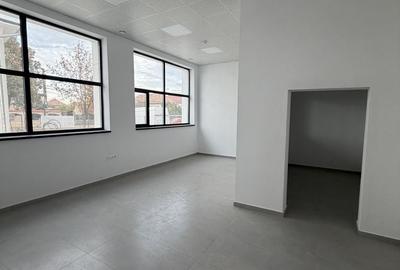 Spațiu comercial, de 43 mp, în Central