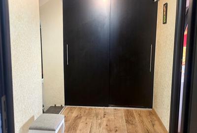 Apartament cu 3 camere decomandat, mobilat în Nicolina - 8