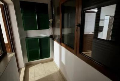 Apartament cu 2 camere în Tei