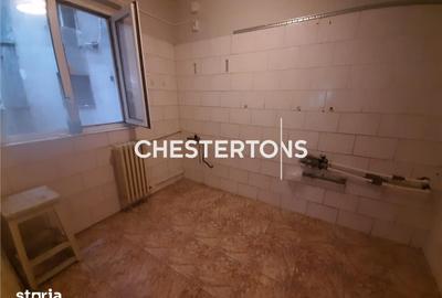 Apartament cu 3 camere decomandat în Tineretului