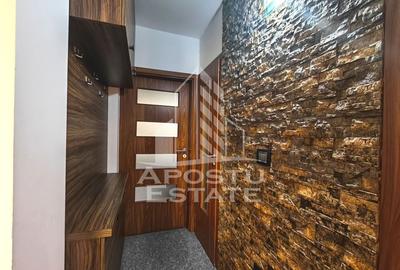 Apartament cu 3 camere semidecomandat în Gării
