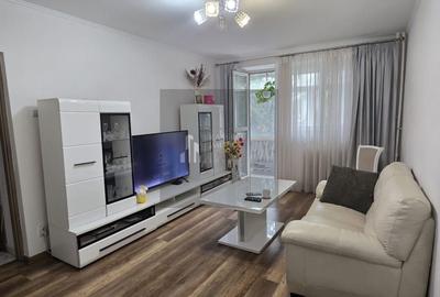 Apartament cu 3 camere decomandat în P-ța Reșița - 1